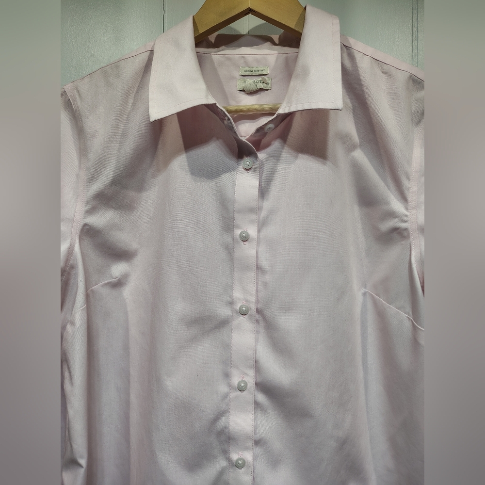 Talbots Light Pink‎ Button Down Shirt Women’s Large Wrinkle Resistant Career Top - Picture 2 of 7
